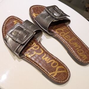 Sam Edelman Oversized Buckle Slide Sandals  Size 6  Pewter Silver Leather  NEW